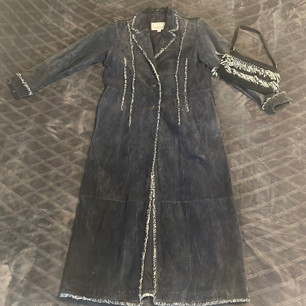 Wilson Leather Maxima vintage suede trench with fringe trim and matching handbag